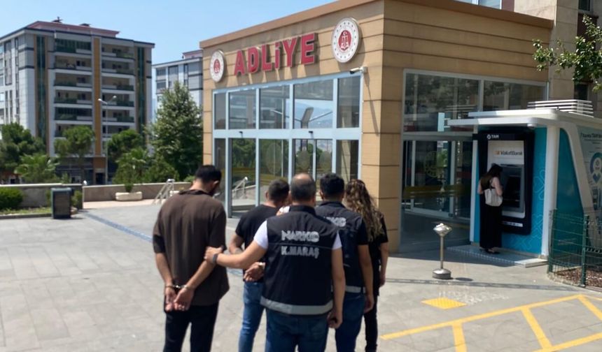 Kahramanmaraş'ta 243 bin sentetik ecza hapı ele geçirildi