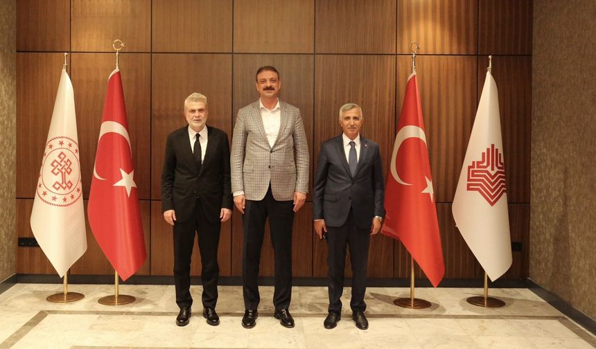 Vali Ünlüer ve Başkan Görgel’den Vakıflar Genel Müdürlüğü’ne ziyaret