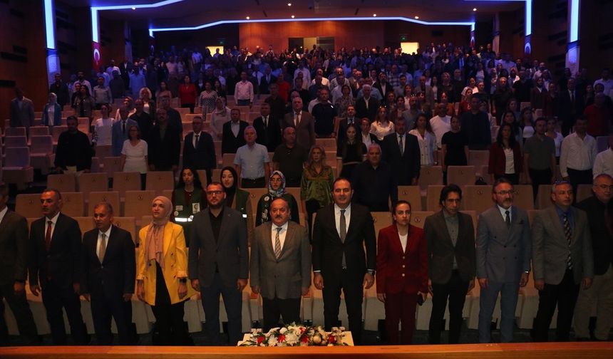 Adana'da 'Okul güvenliği, bağımlılık değerlendirme ve istişare toplantısı' yapıldı